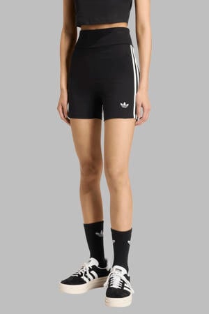 short zwart