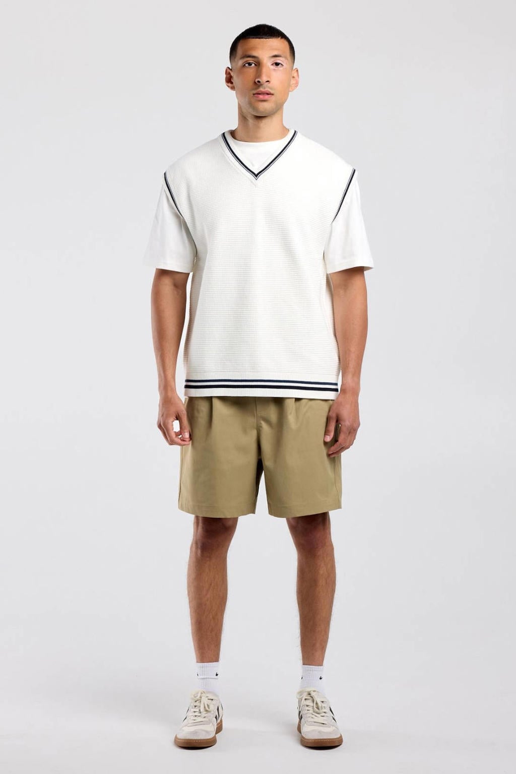 America Today relaxed fit casual short - camel