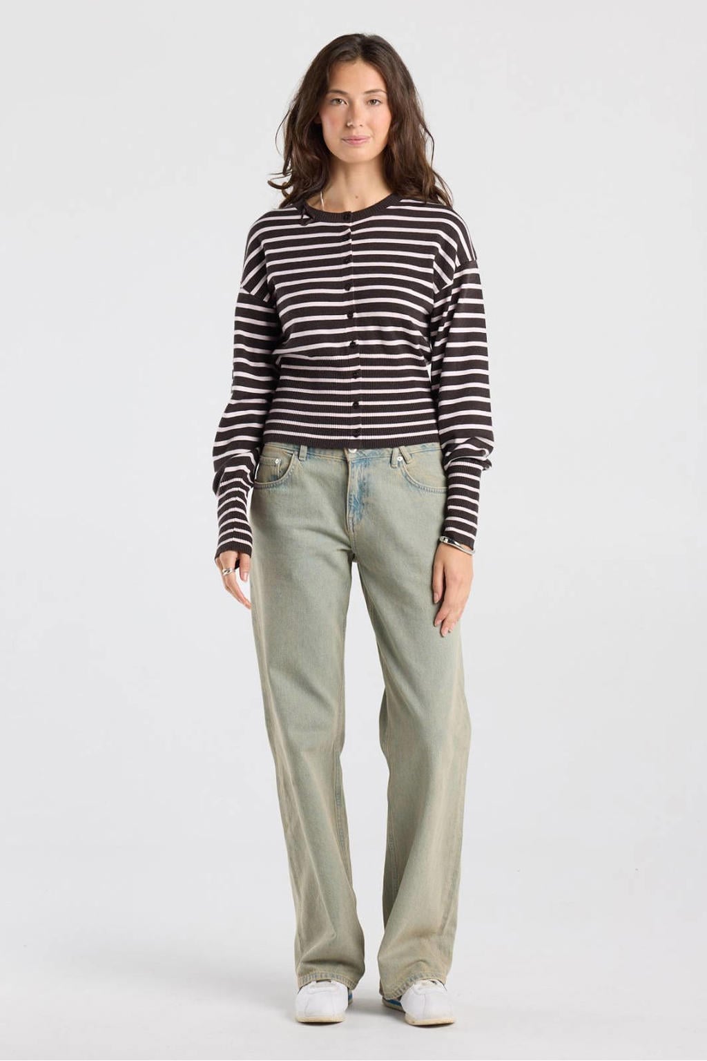 Bruin en roze dames America Today van wol met strepenprint, lange mouwen, ronde hals en knoopsluiting