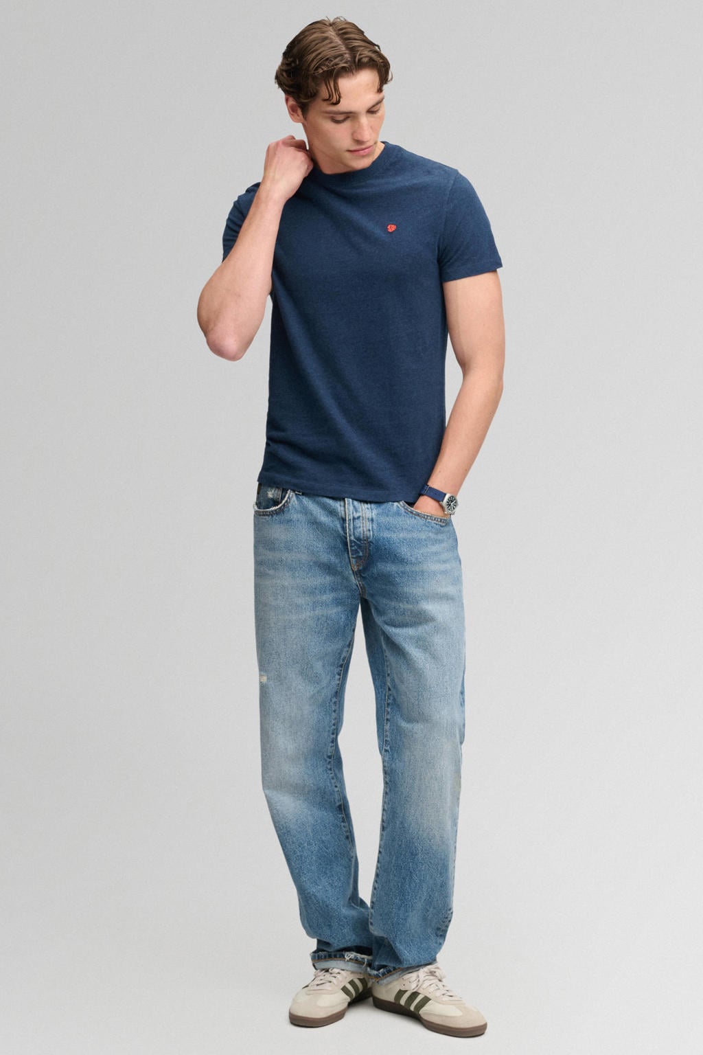 Donkerblauwe heren Superdry slim fit T-shirt van katoen met effen, korte mouwen en ronde hals