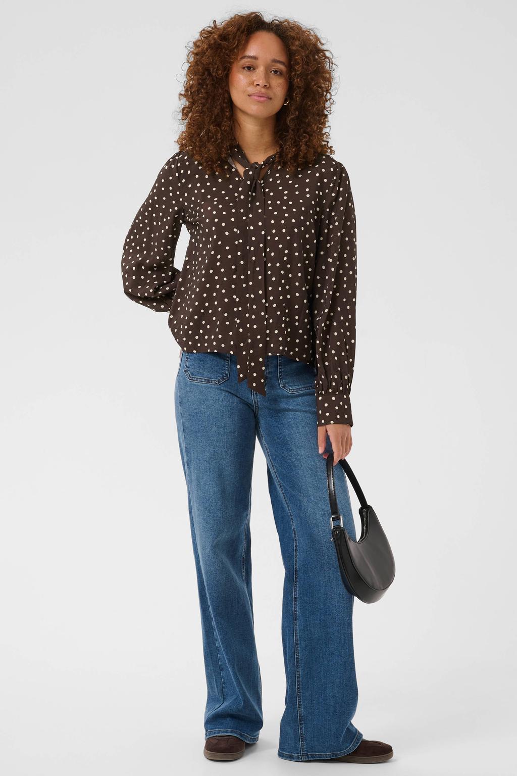 Bruin en ecru dames Kaffe blousetop van viscose met stippenprint, lange mouwen, klassieke kraag en striksluiting