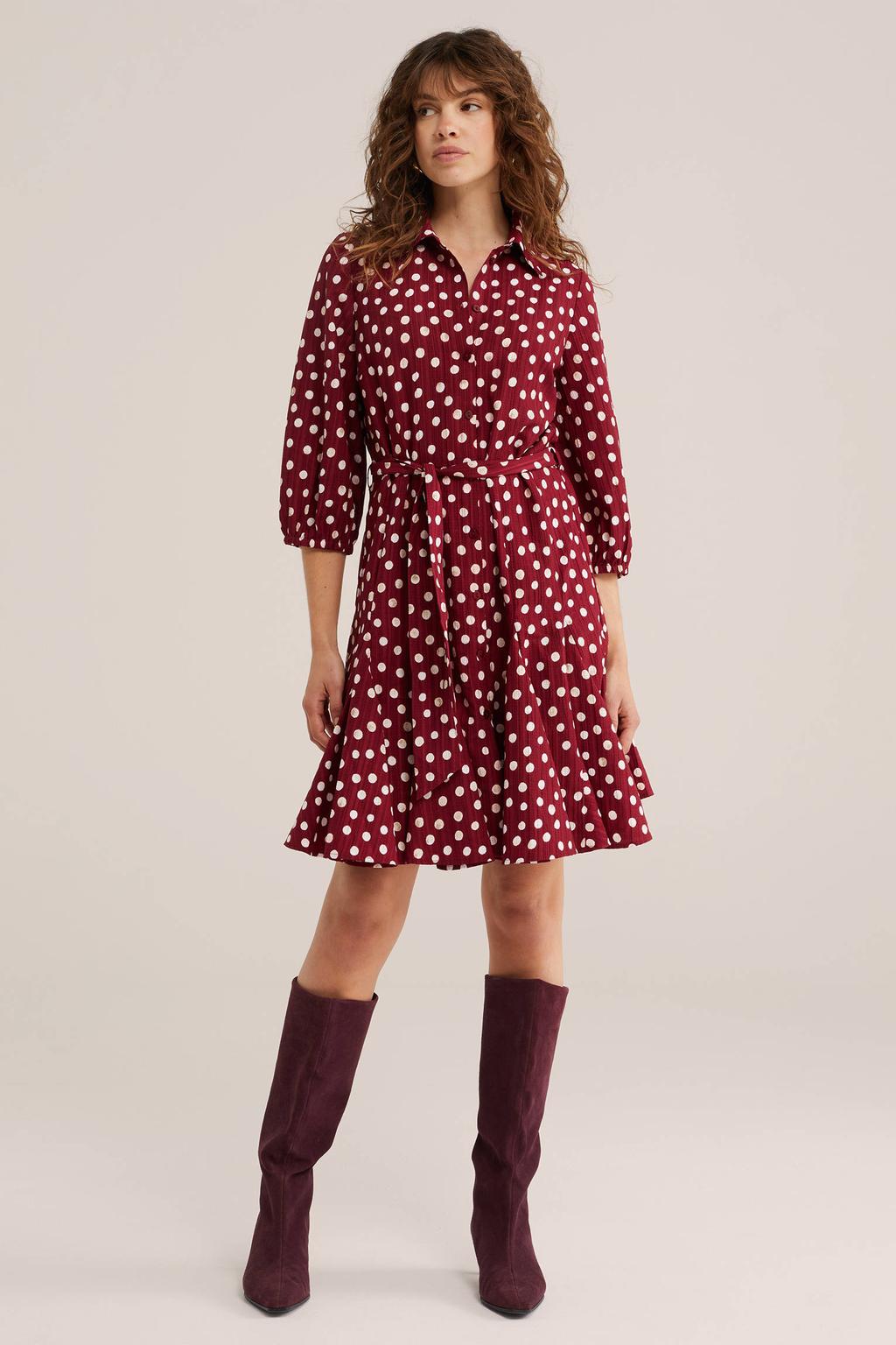 Rood en witte dames WE Fashion blousejurk met stippen met driekwart mouwen, klassieke kraag, knoopsluiting en ceintuur