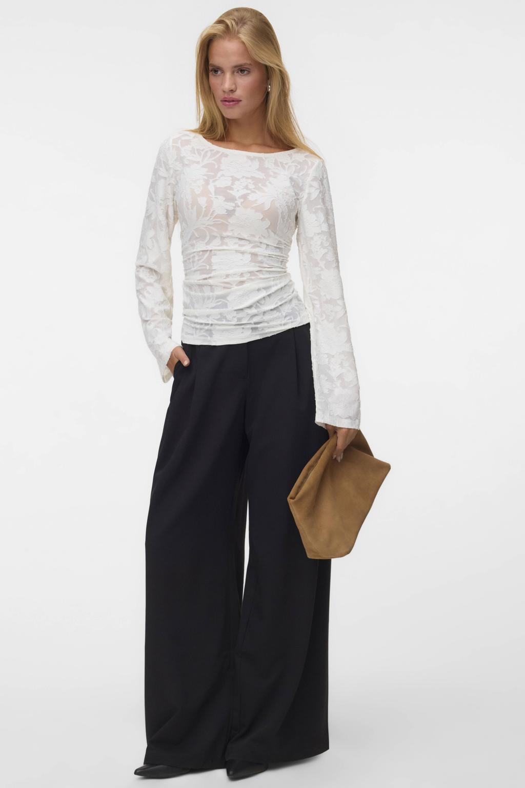 Ecru dames VERO MODA gebloemde top van polyester met lange mouwen en boothals