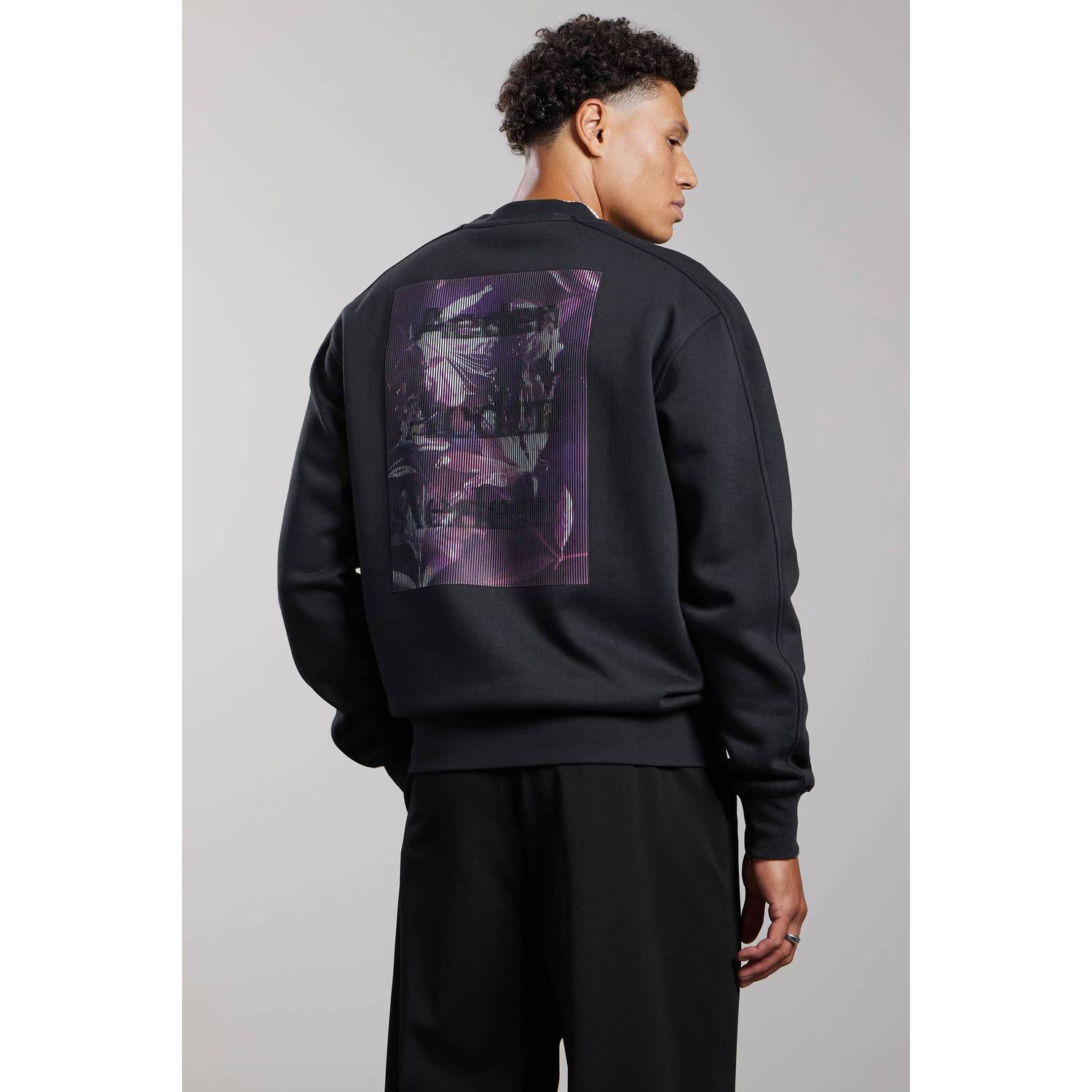 Aeden relaxed fit sweater met backprint zwart