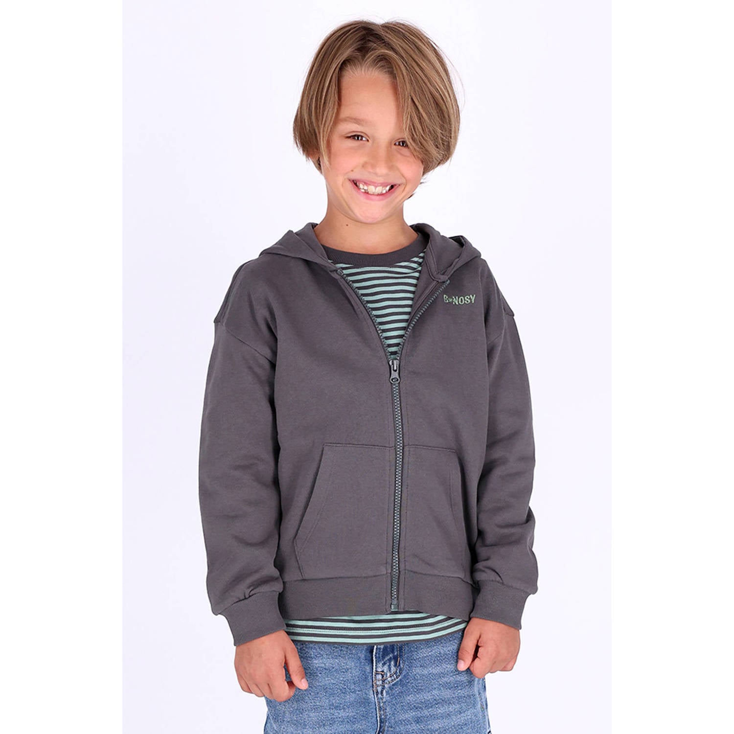 B.Nosy rechtvallend sweatvest antraciet