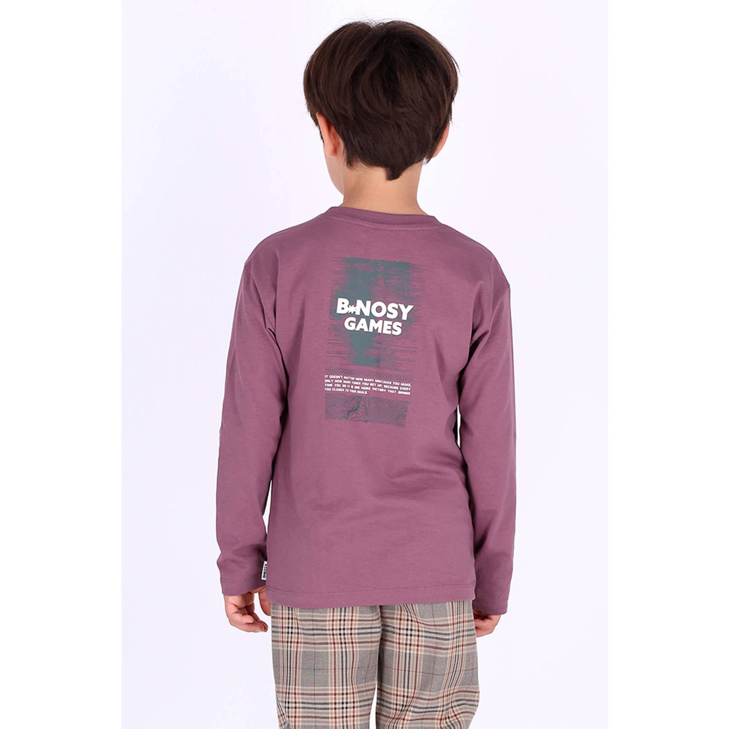 B.Nosy rechtvallende longsleeve met backprint paars
