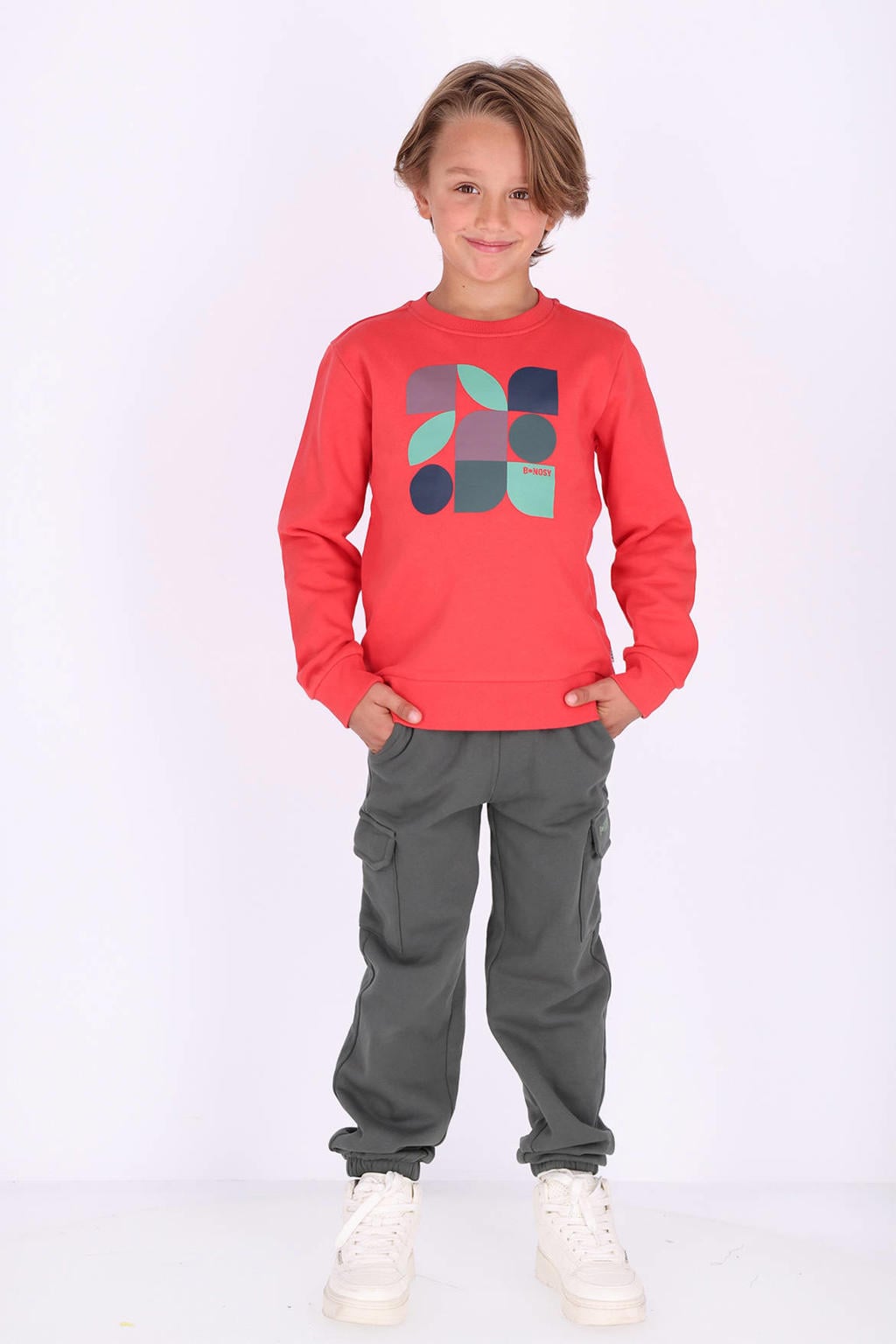 B.Nosy rechtvallende sweater met print - rood