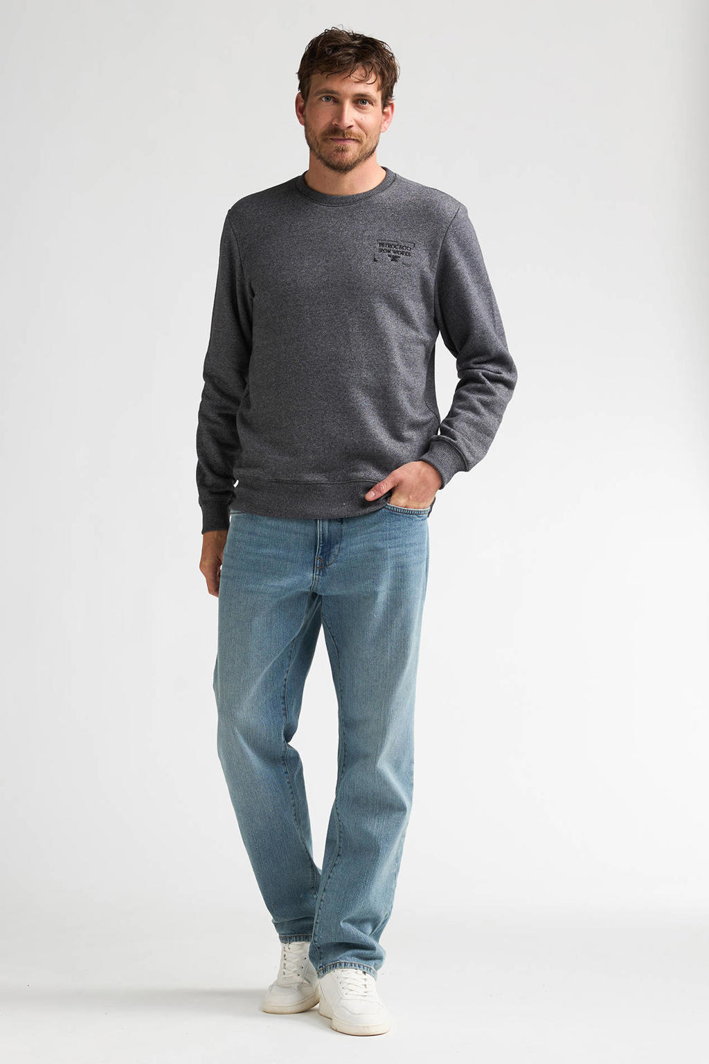 Petrol Industries regular fit sweater met borduursels - grijs