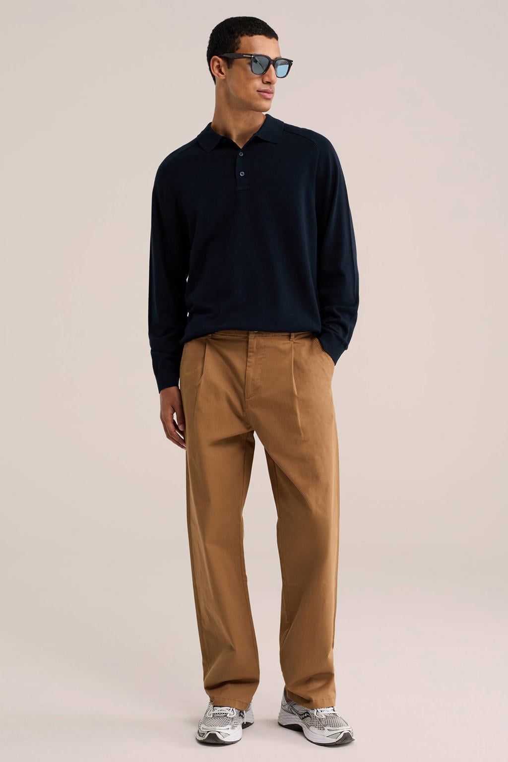 Donkerblauwe heren WE Fashion regular fit gebreide trui van katoen met effen, lange mouwen en polo kraag