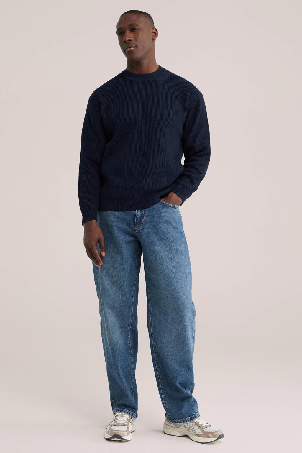 Donkerblauwe heren WE Fashion katoenen regular fit gebreide trui met lange mouwen en ronde hals