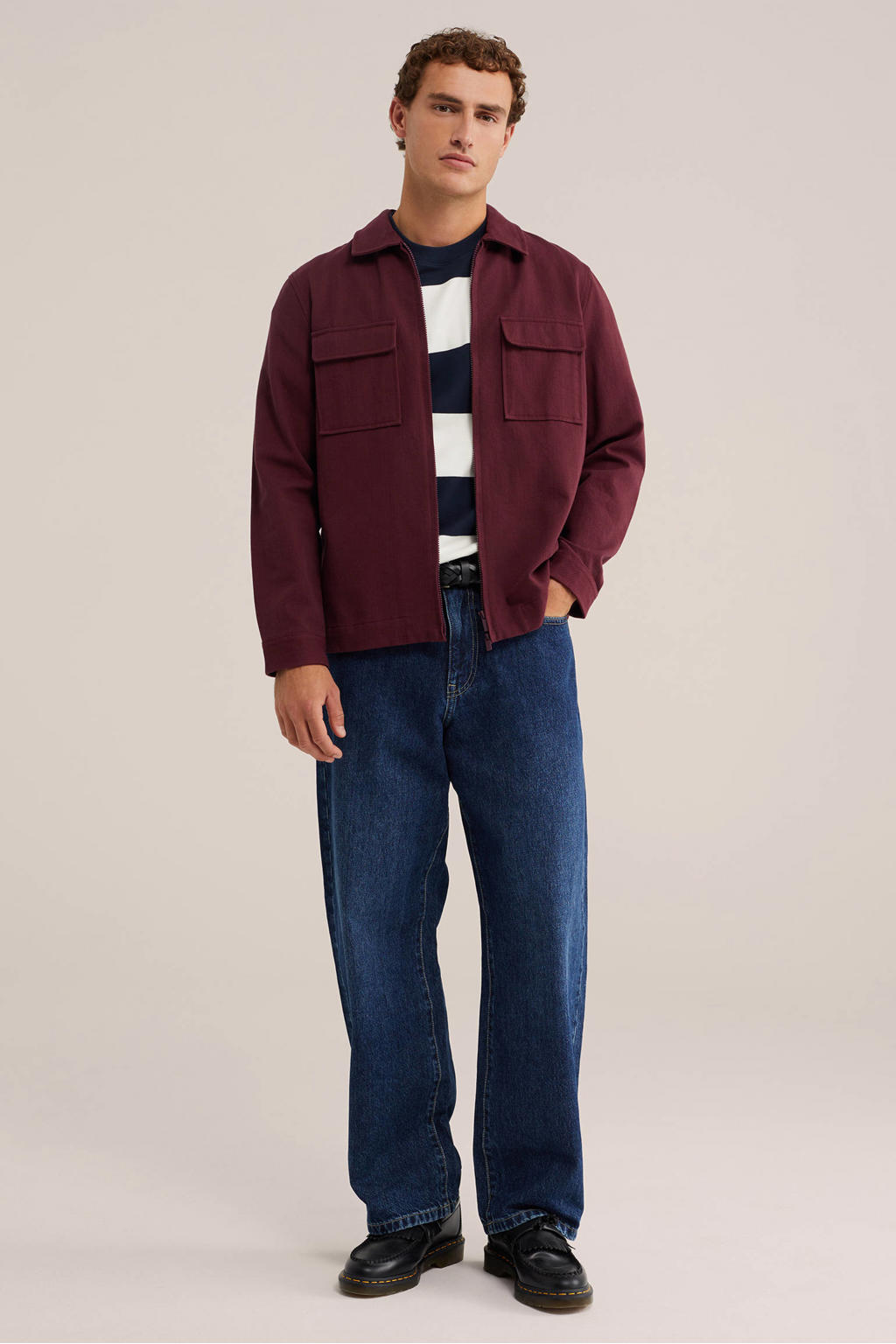 Donkerrode heren WE Fashion regular fit overshirt van katoen met effen, lange mouwen en klassieke kraag