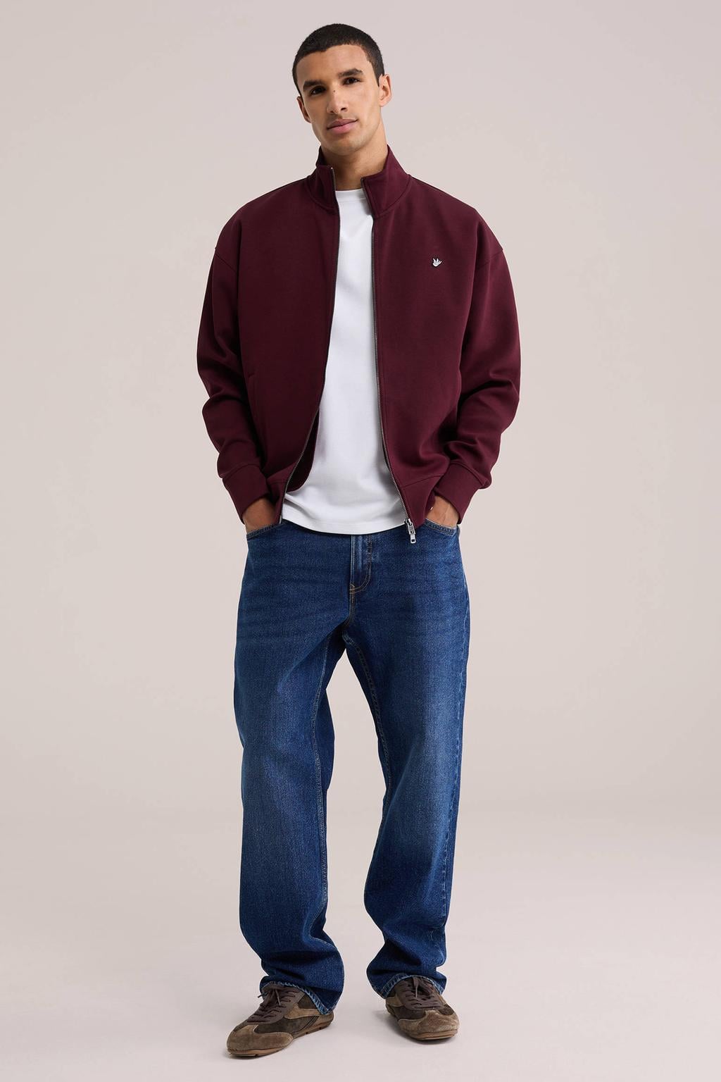 WE Fashion sweatvest met borduursels - rood