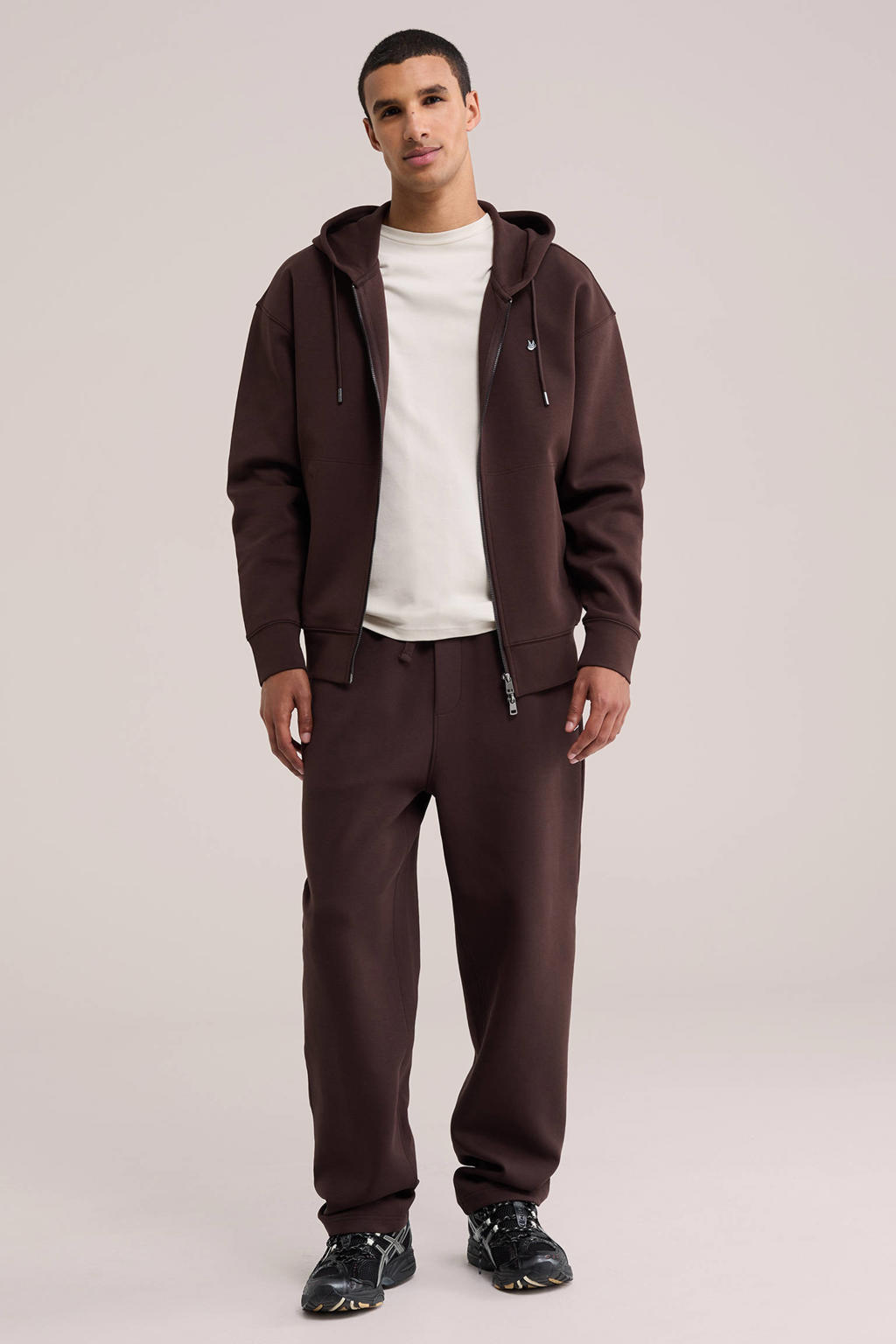 WE Fashion interlock sweatvest met borduursels - donkerbruin