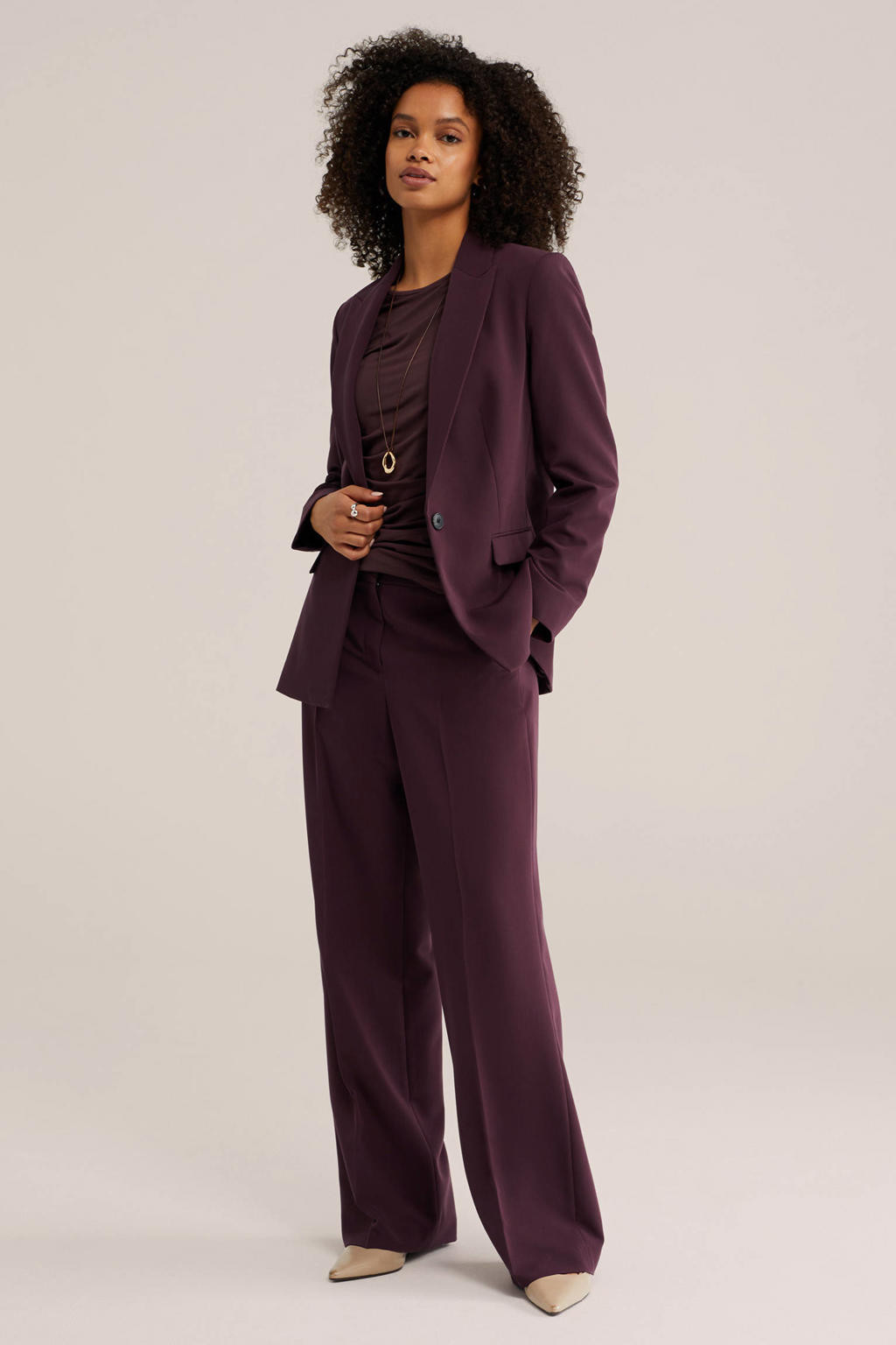 Donkerpaarse dames WE Fashion loose fit pantalon van polyester met regular waist en effen