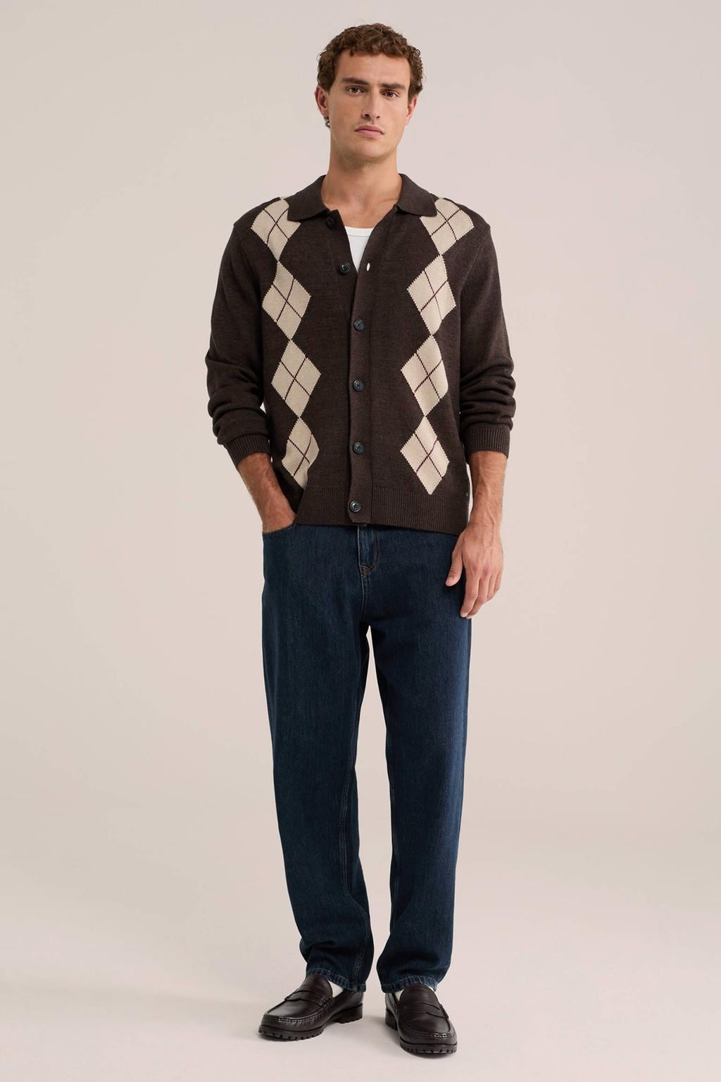 Bruine heren WE Fashion katoenen gebreid geruit vest met lange mouwen, klassieke kraag en knoopsluiting