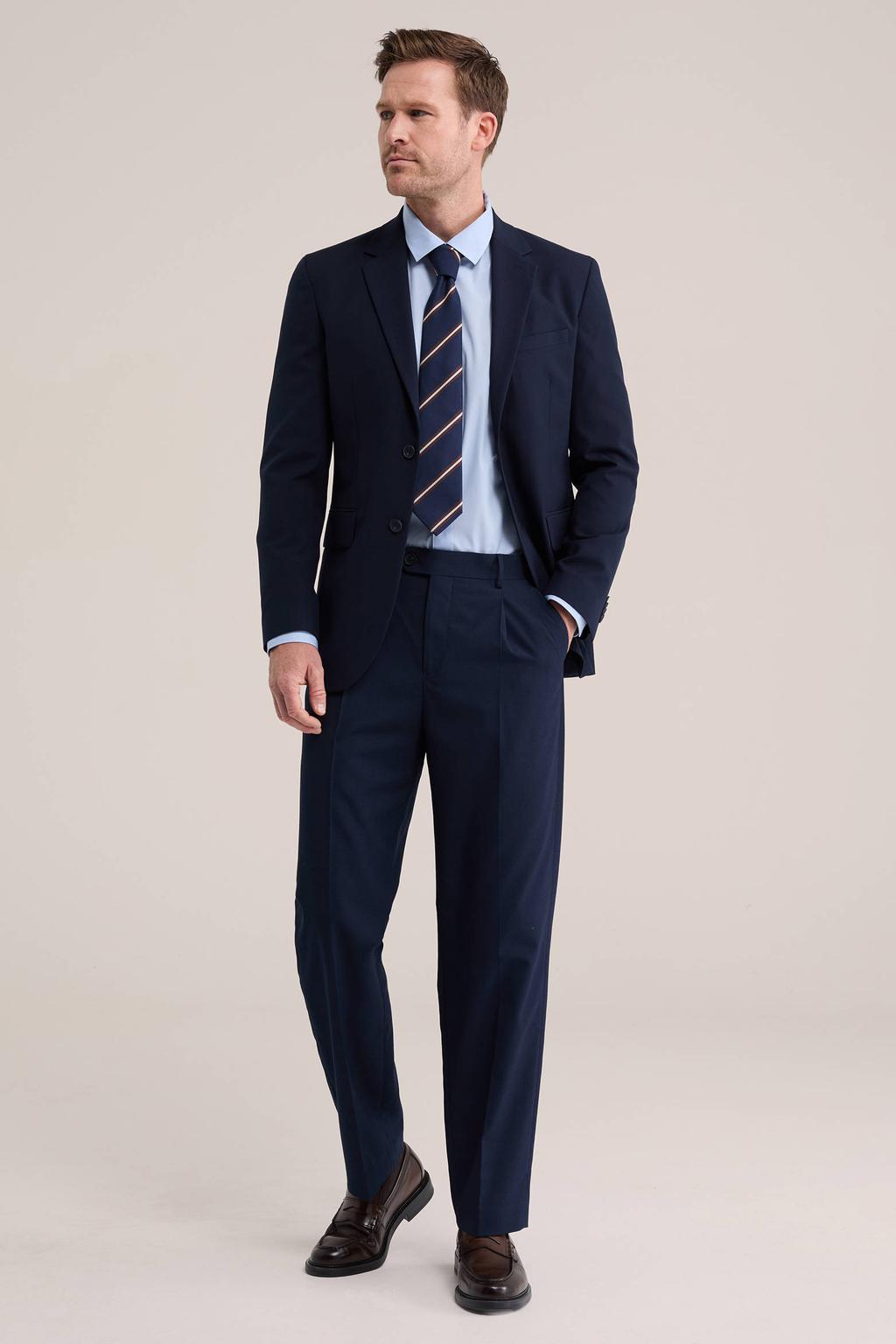 Lichtblauwe heren WE Fashion regular fit zakelijk overhemd van polyester met effen, lange mouwen en klassieke kraag