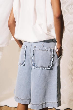 denim loose fit short met ruches - lichtblauw