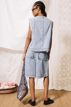 denim gilet met ruches - lichtblauw