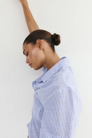 thumbnail: Mango gestreepte blouse met linnen - blauw
