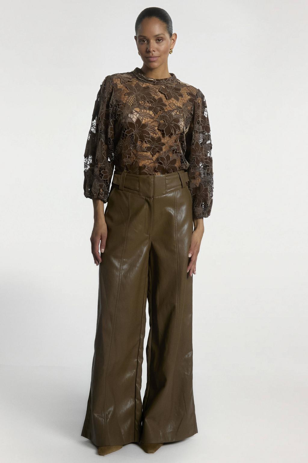 Bruine dames Aaiko gebloemde top van polyester met lange mouwen en ronde hals