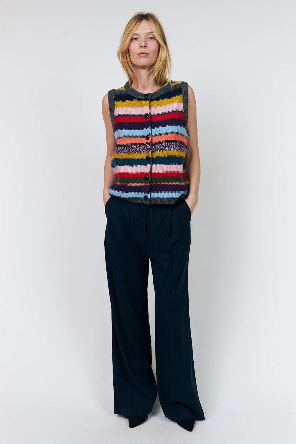 Multikleurige dames Lollys Laundry wollen gebreide gestreept vest meerkleurig met ronde hals en knoopsluiting