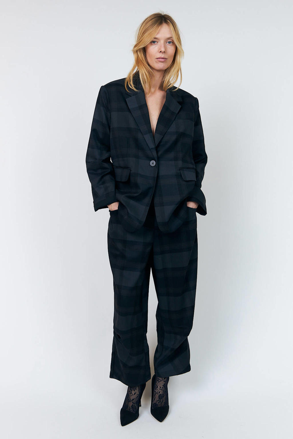 Lollys Laundry loose fit geruite broek - grijs