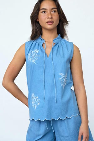 denim top met borduursels - lichtblauw
