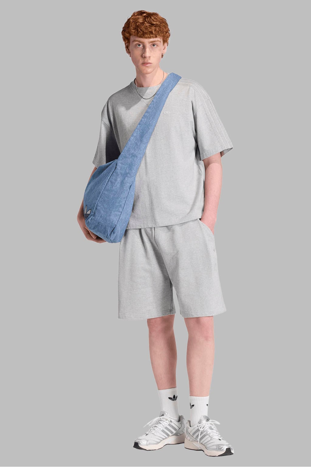 adidas Originals regular fit sweatshort - grijs
