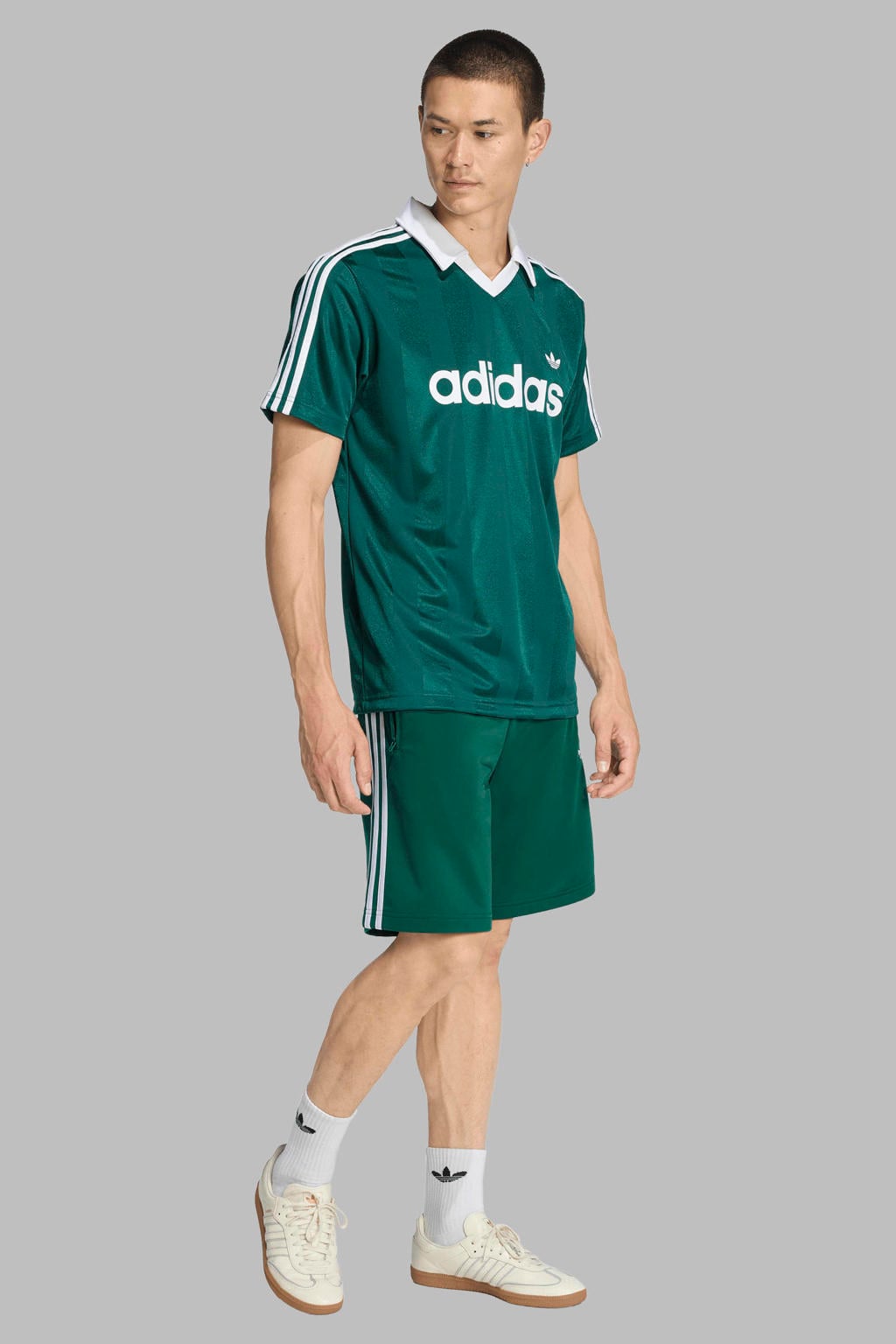 adidas Originals regular fit gestreepte sweatshort - donkergroen