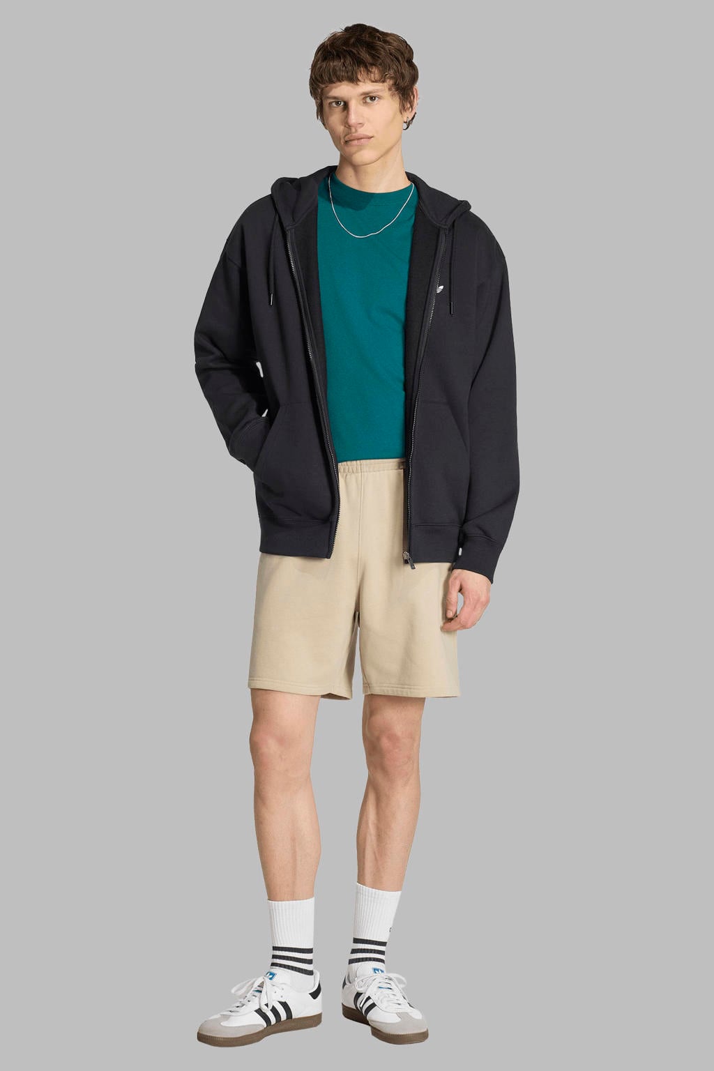 adidas Originals Trefoil Essentials regular fit sweatshort - beige