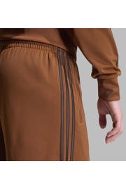 thumbnail: adidas Originals regular fit gestreepte sweatshort - oranjebruin