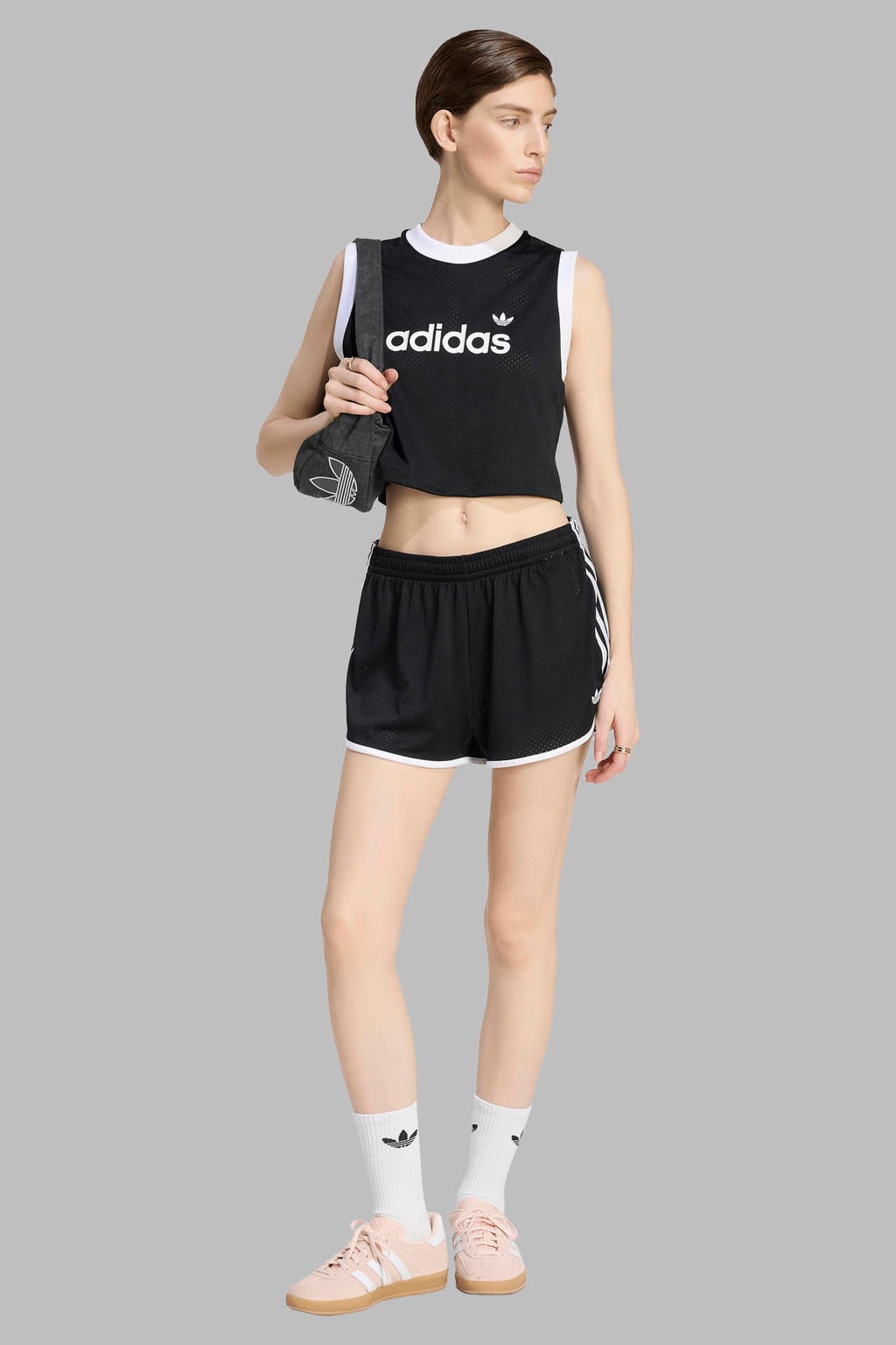 Zwart en witte dames adidas Originals er mesh short met elastische tailleband