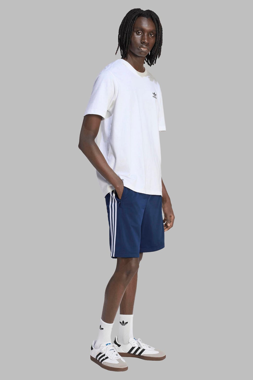 adidas Originals regular fit gestreepte sweatshort - donkerblauw/wit