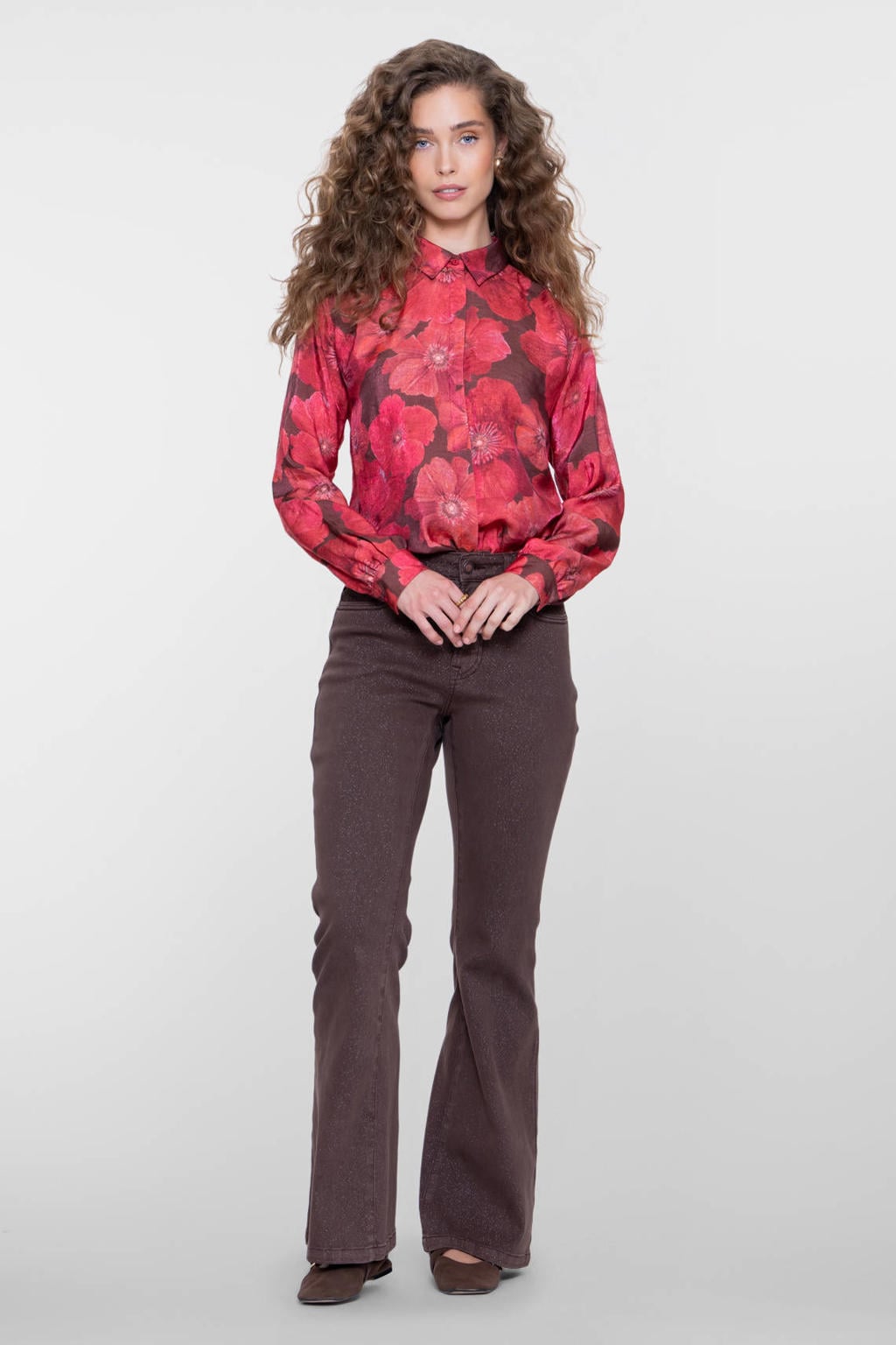 Roze dames Geisha gebloemde blouse van viscose met lange mouwen, klassieke kraag en knoopsluiting