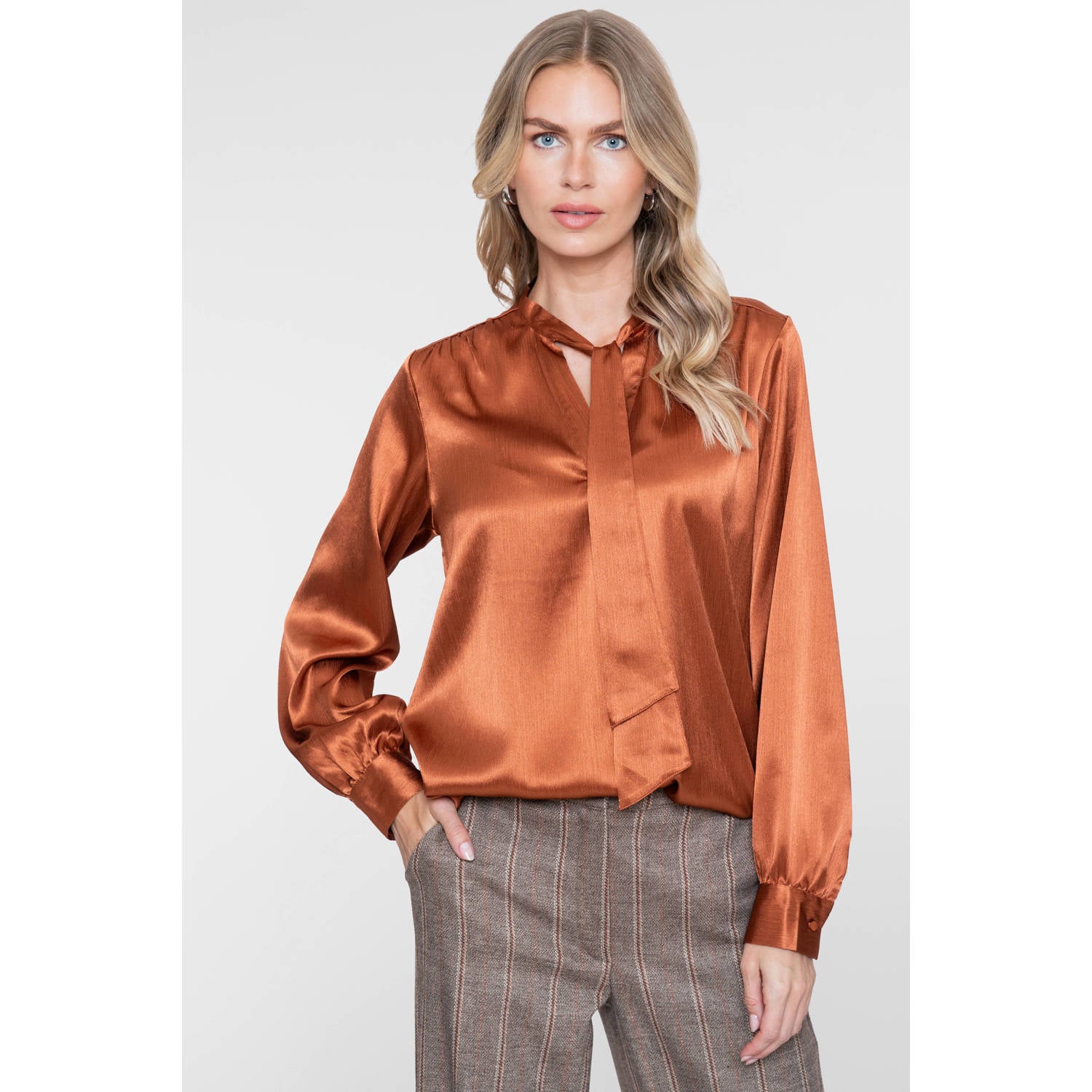 Geisha satijnen blouse oranje