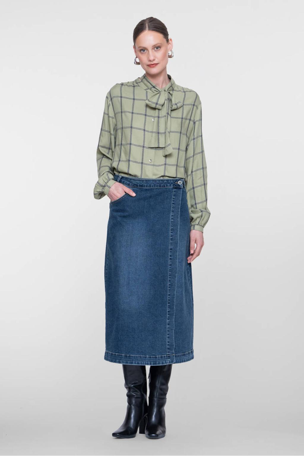 Medium blue denim dames Geisha spijkerrok mediumblauw van denim met regular waist, rits- en knoopsluiting en effen