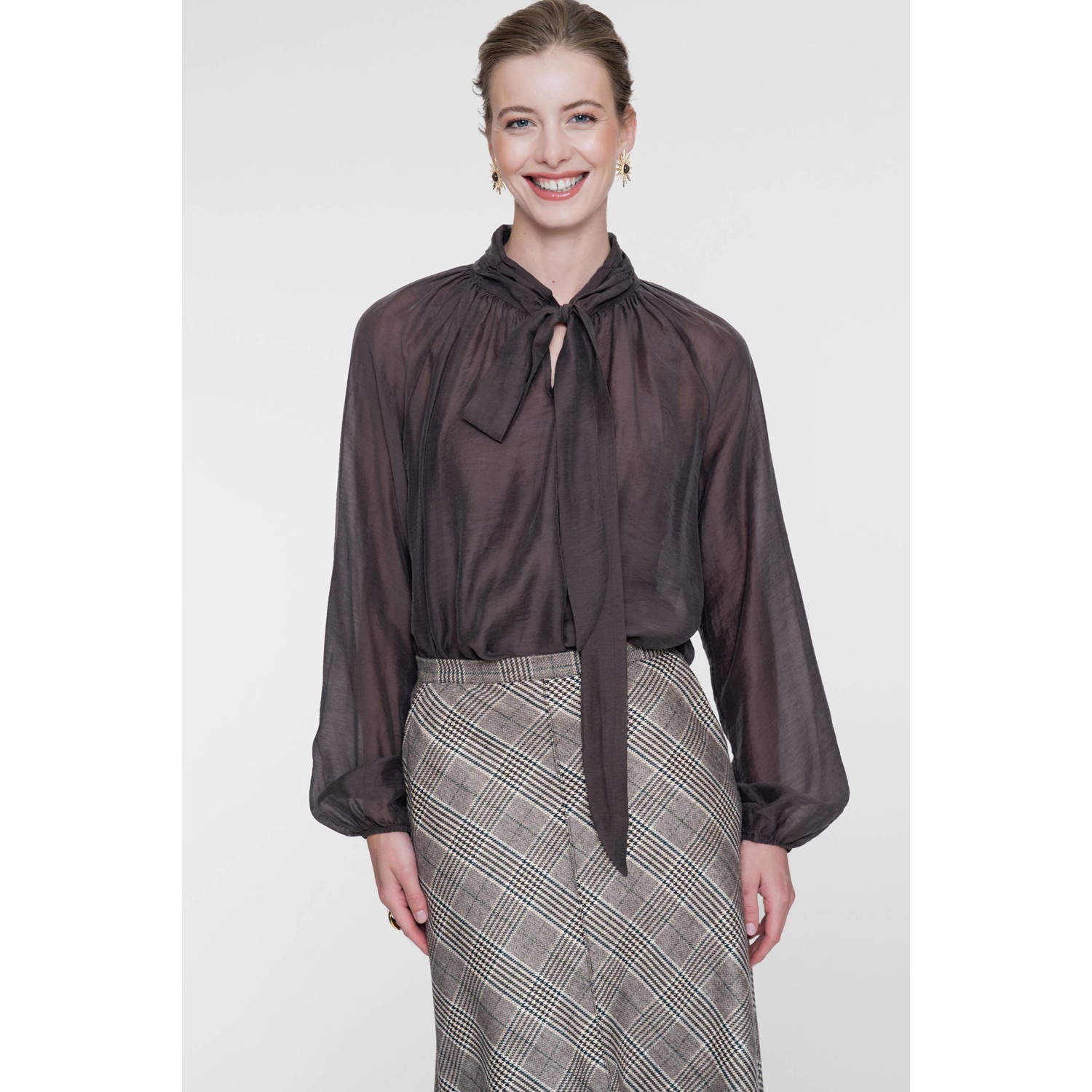Geisha semi-transparante top donkerbruin