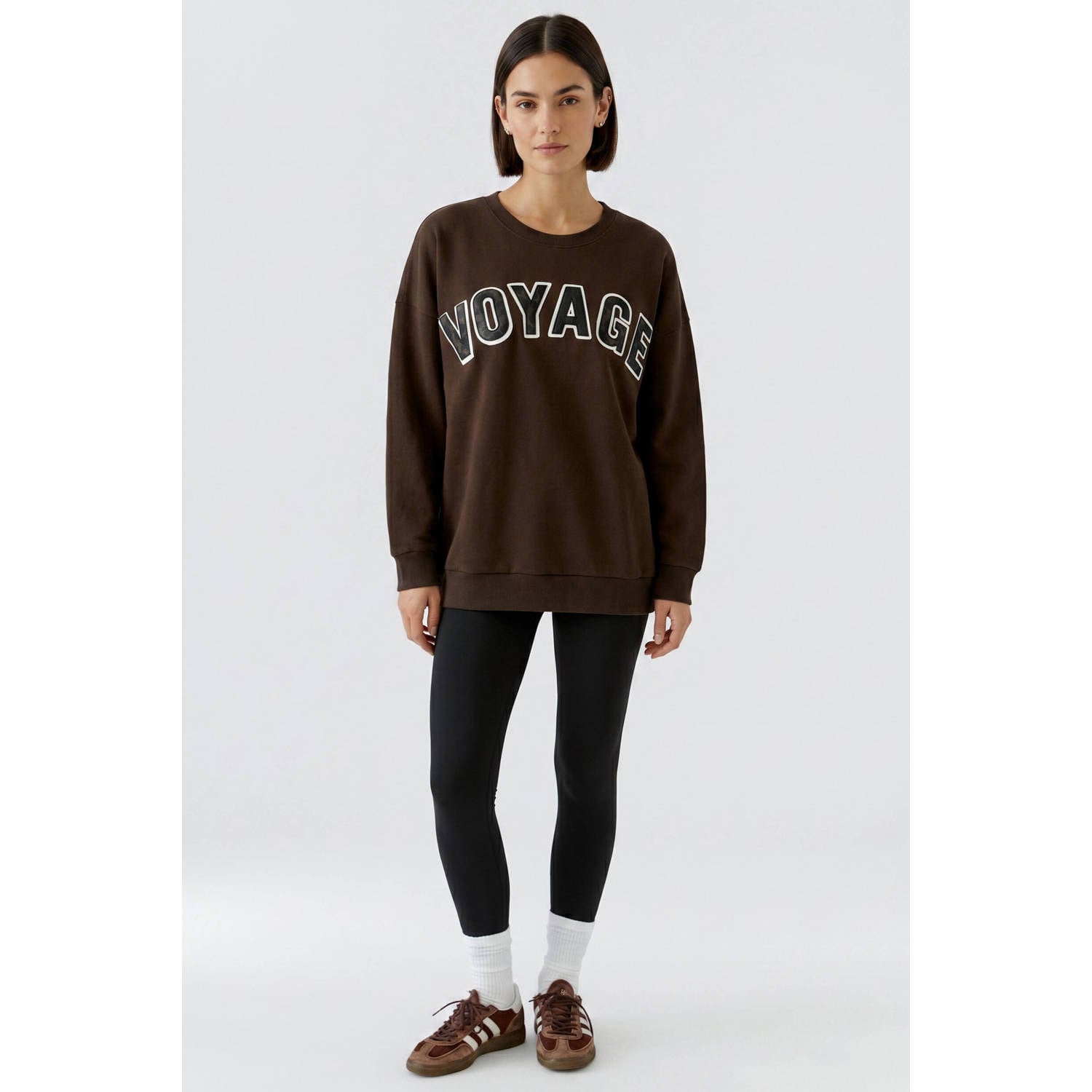 OUI sweater met tekst bruin