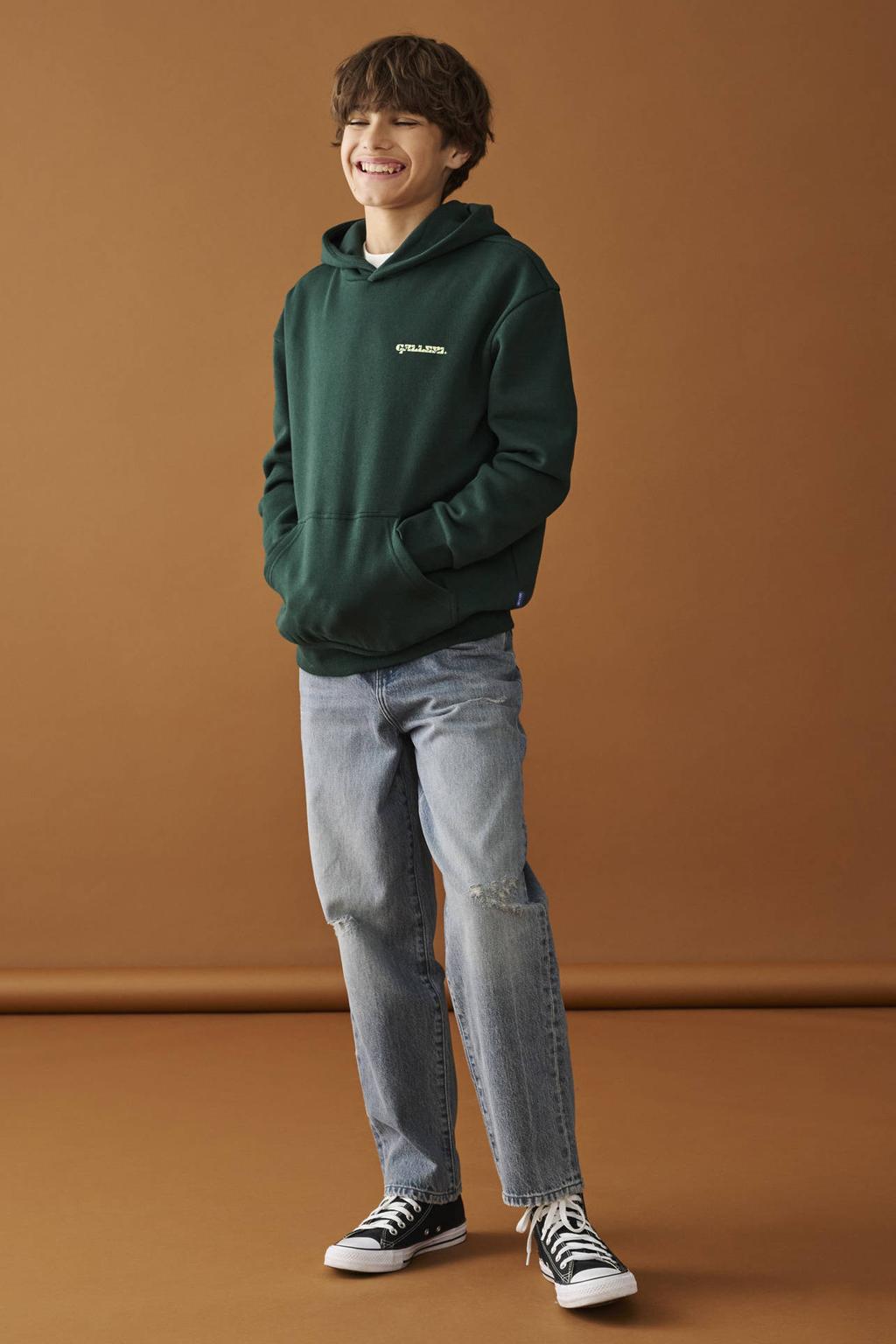Donkergroene jongens ONLY & SONS JUNIOR hoodie van sweat materiaal met backprint, lange mouwen en capuchon