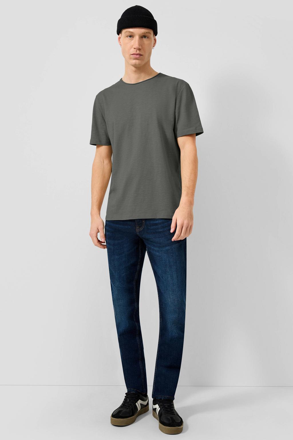 Antraciete heren QS regular fit T-shirt van katoen met effen, korte mouwen en ronde hals