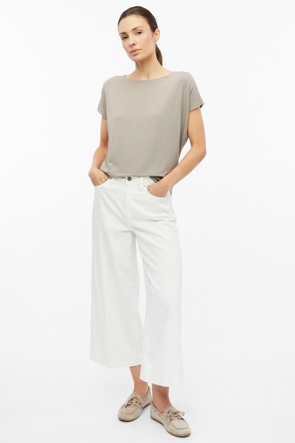 Zandkleurige dames s.Oliver rechtvallend T-shirt van viscose met effen, korte mouwen en ronde hals