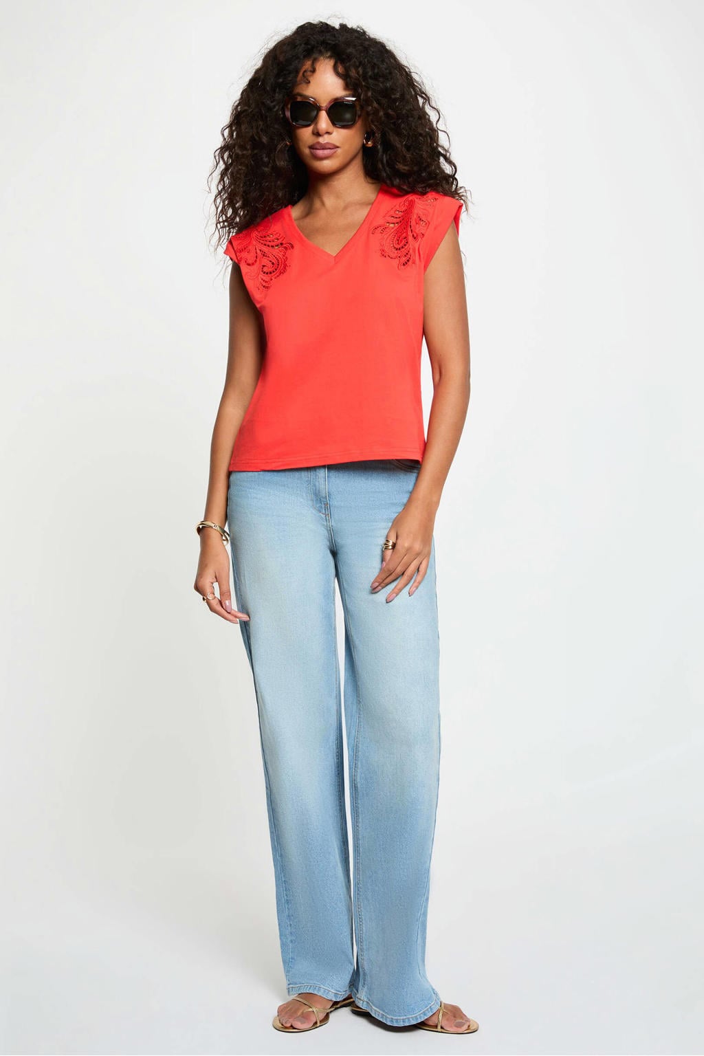 Rode dames Morgan T-shirt van polyester met effen, korte mouwen, ronde hals en broderie