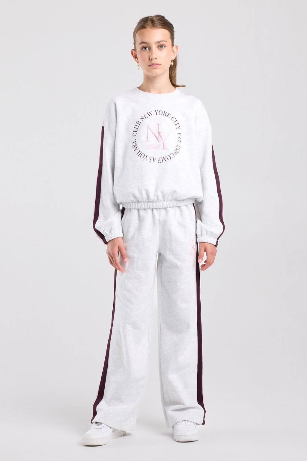Lichtgrijs en donkerrode meisjes America Today sweatpants met elastische tailleband met koord en effen