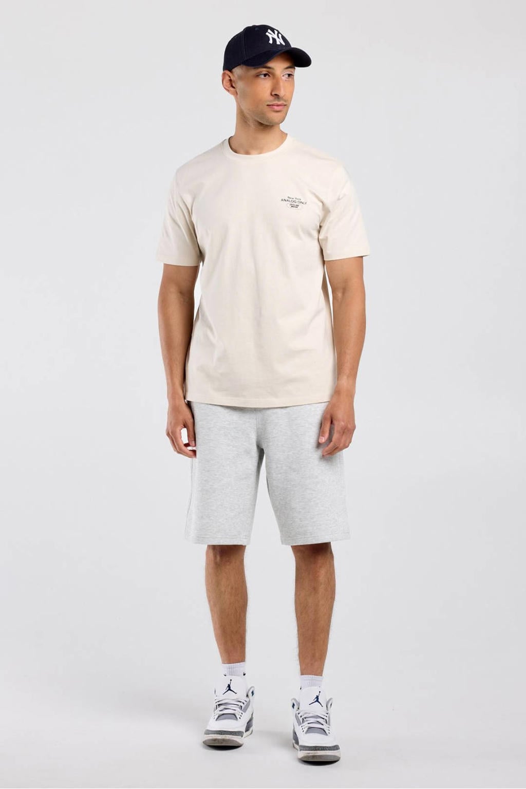 Beige heren America Today regular fit T-shirt neutraal van katoen met korte mouwen en ronde hals