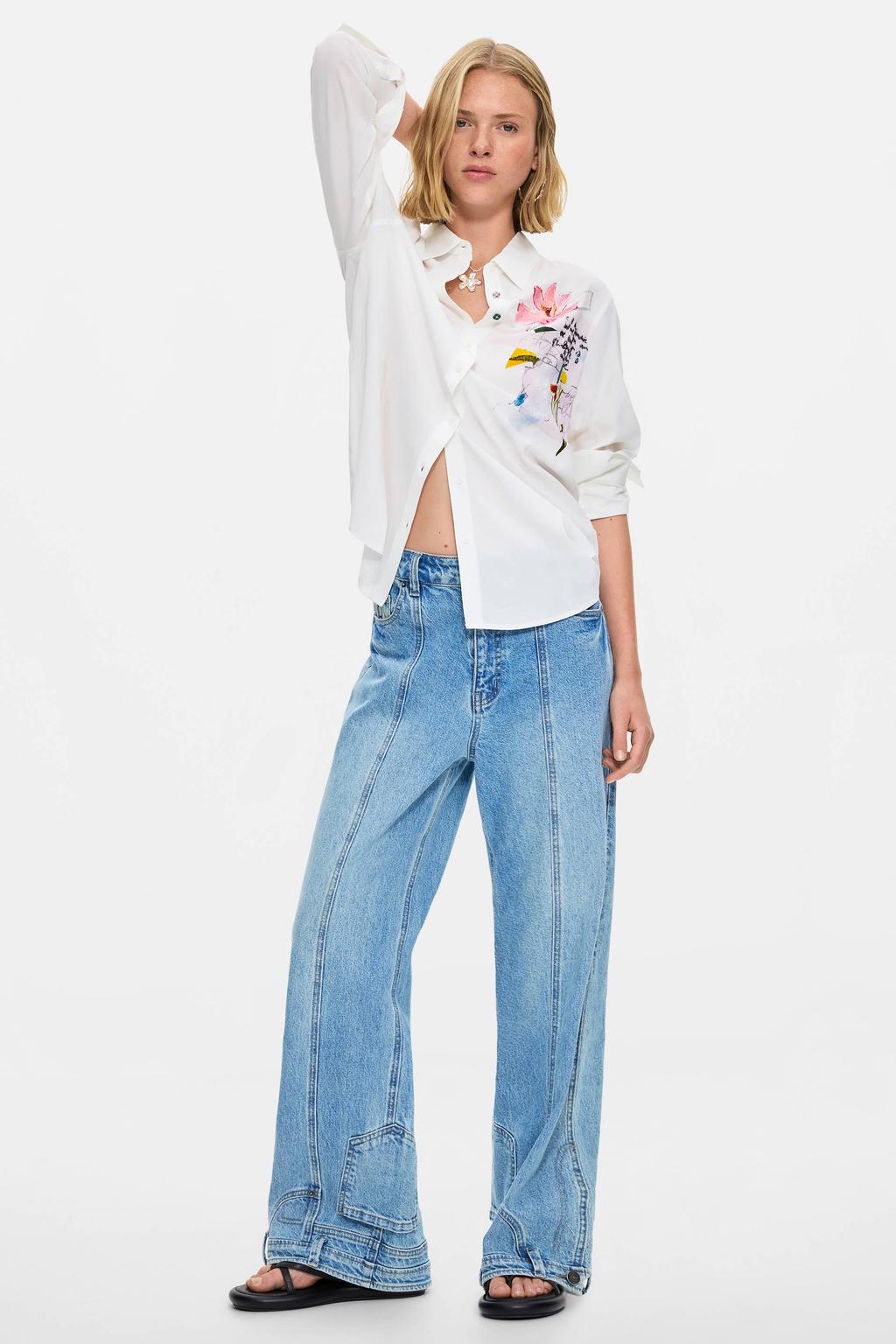 Witte dames Desigual blouse met lange mouwen, klassieke kraag en knoopsluiting