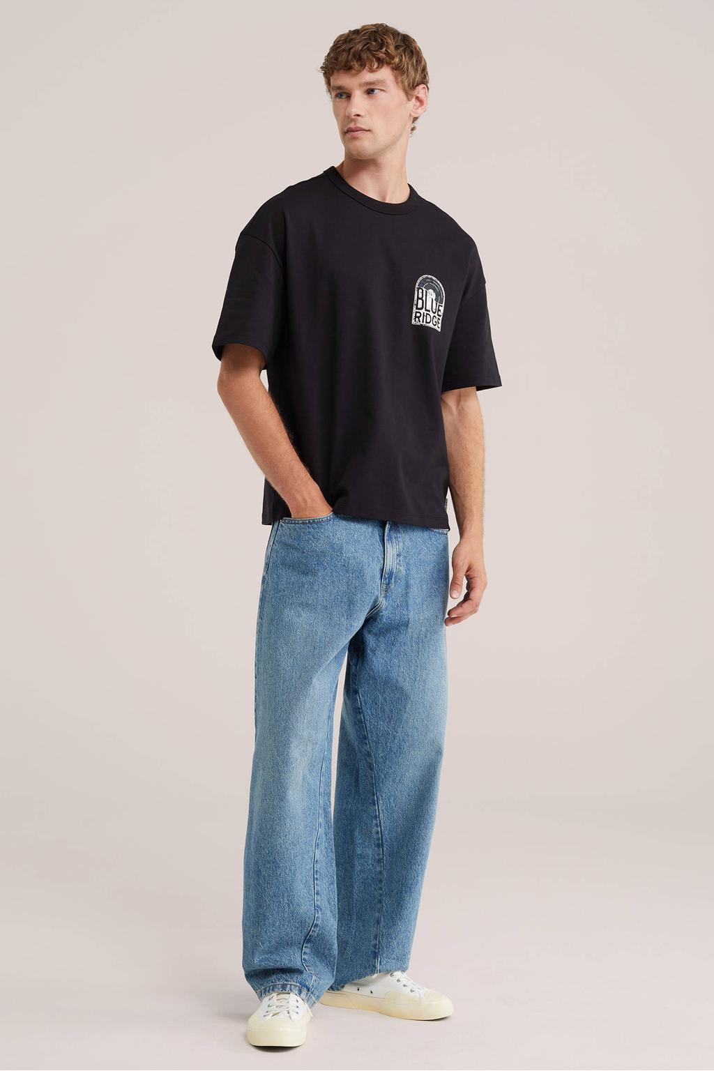 Zwarte heren WE Fashion Blue Ridge boxy T-shirt van katoen met backprint, korte mouwen en ronde hals