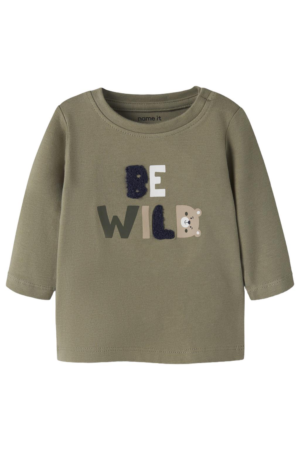 Groene jongens NAME IT BABY longsleeve van stretchkatoen met printopdruk, lange mouwen, ronde hals en drukknoopsluiting