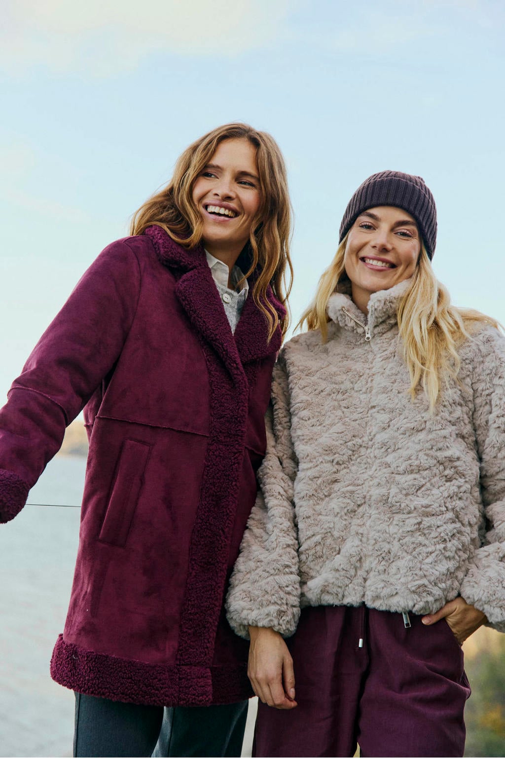 Ecru dames FREEQUENT faux fur jas van polyester met effen, lange mouwen en opstaande kraag