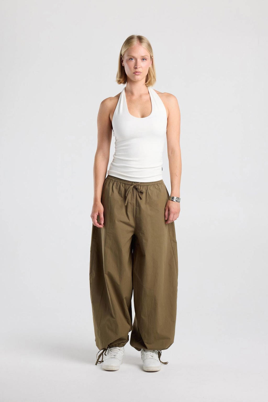 Witte dames America Today top van viscose met effen en halterkraag