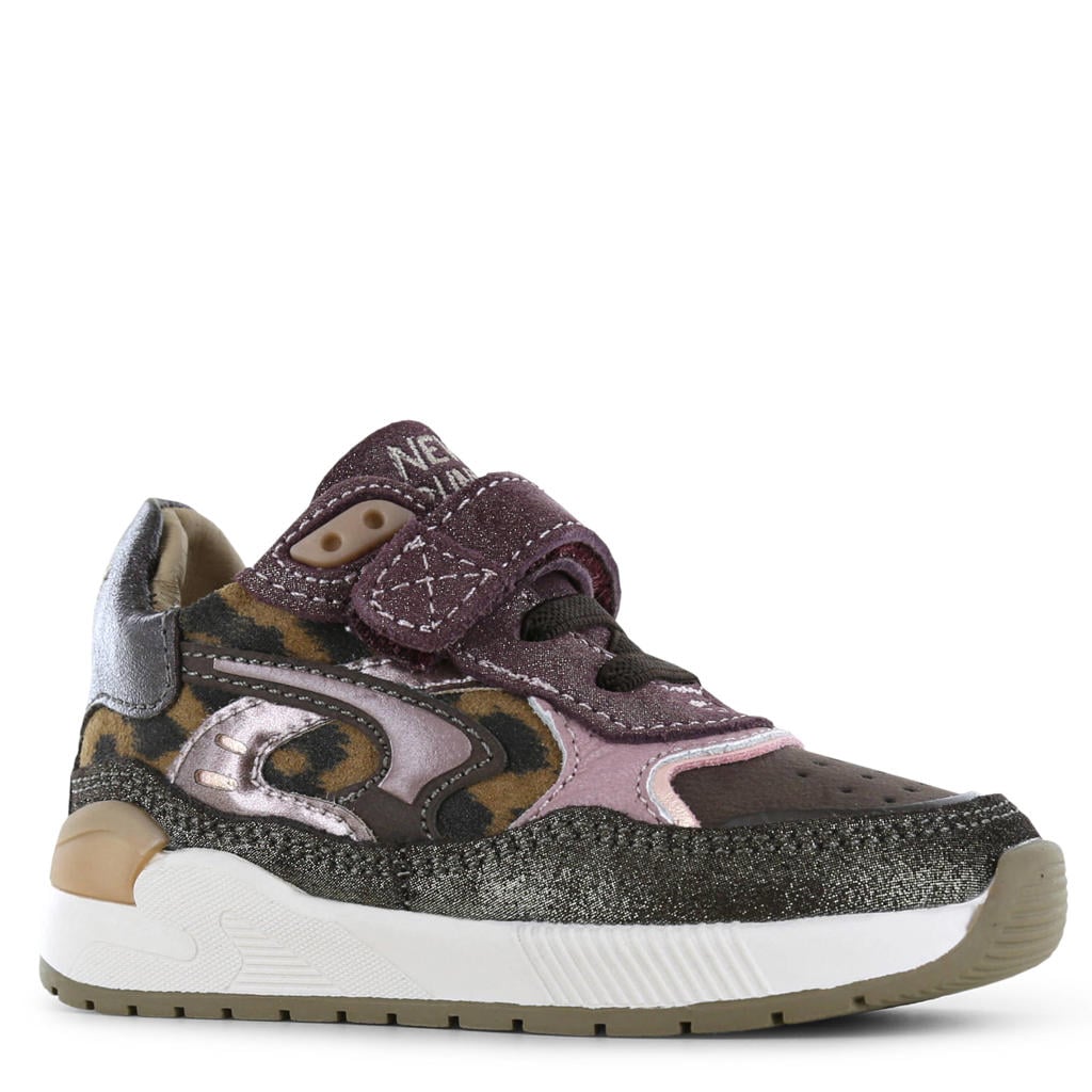 Donkerbruin en donkerpaarse jongens Shoesme suède sneakers - met elastische veter- met klittenbandsluiting